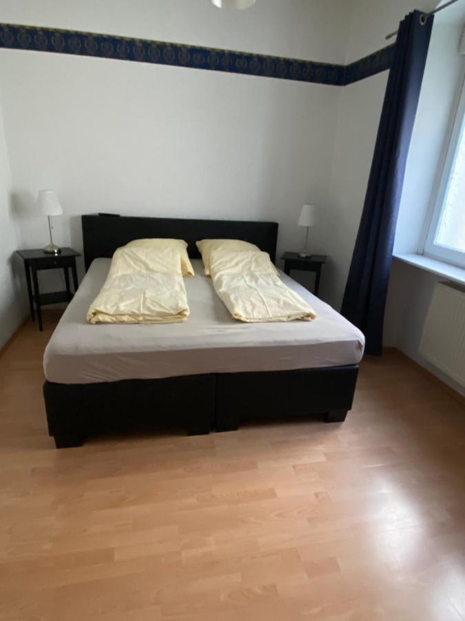 Fe Wo Am Alten Rathaus Andernach Eksteriør bilde